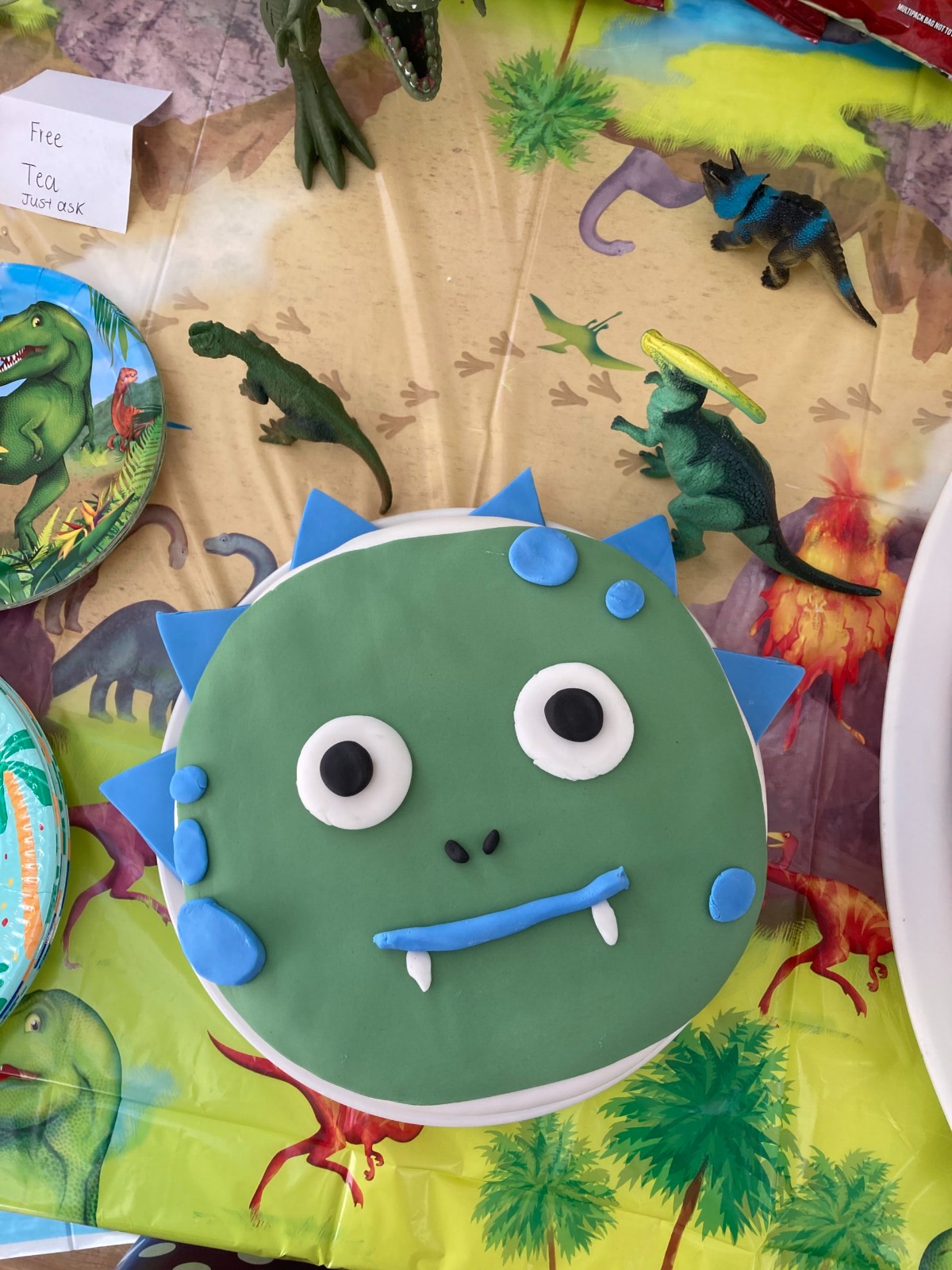 Dino Cake